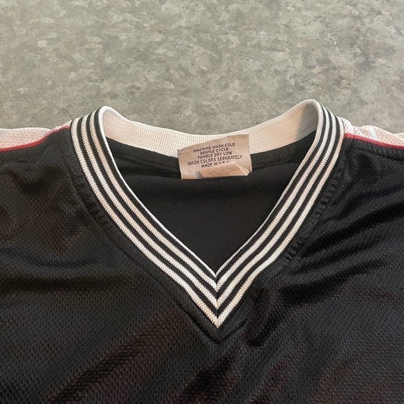 Vintage K-Swiss Jersey Shirt Womens Small Medium USA V-Neck Embroidered Black - Picture 2 of 14